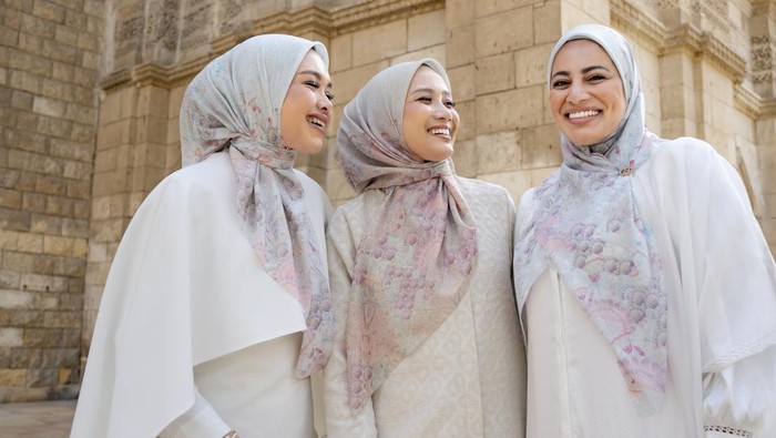 Koleksi Raya 2026 dari Buttonscarves Tampilkan Keindahan Budaya Mesir dan Maroko