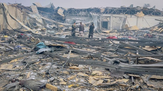 Panas Perang 2 Negara Muslim, Kampus Kena Bombardir-Korban Berjatuhan