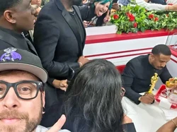 Bawa Piala Oscar ke Restoran Burger, Aksi Michael B. Jordan Viral