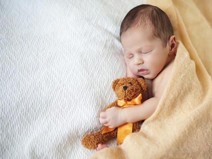 Nama Anak Salma Salsabil dan Dimansyah Laitupa Beserta Arti & 30 Rangkaian Namanya