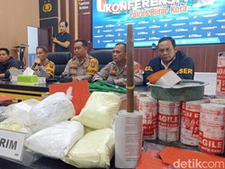 Polres Blitar Kota Ungkap 39 Kasus Pekat-Amankan 32,7 Kg Bahan Peledak