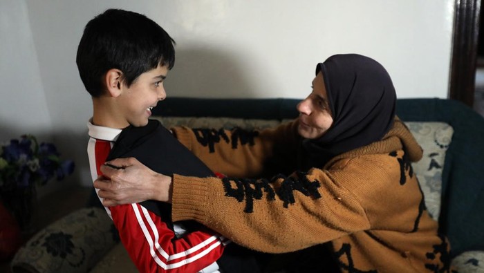 UNIQLO Donasikan Lebih dari 1 Juta Pakaian ke Pengungsi Suriah hingga Panti Anak di Jepang