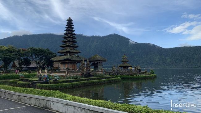 Makna Upacara Melasti yang Dilakukan Umat Hindu Saat Nyepi