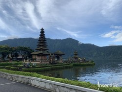 Makna Upacara Melasti yang Dilakukan Umat Hindu Saat Nyepi