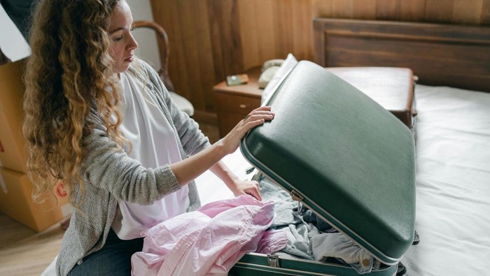 Tetap Nyaman dan Nggak Ribet, Ini Tips Packing untuk Liburan Singkat