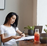 3 Ciri Kepribadian Orang yang Selalu Mencatat Pengeluaran