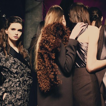 Fashion Week di Era Serba Digital, Masih Relevan atau Pemborosan?