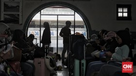 52 Ribu Penumpang Berangkat Mudik dari Stasiun KAI Daop 1 Jakarta