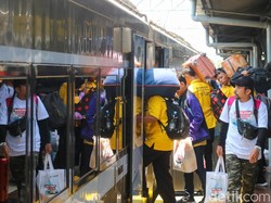 Video: 22 Ribu Pemudik Berangkat dari Stasiun Pasar Senen Hari Ini