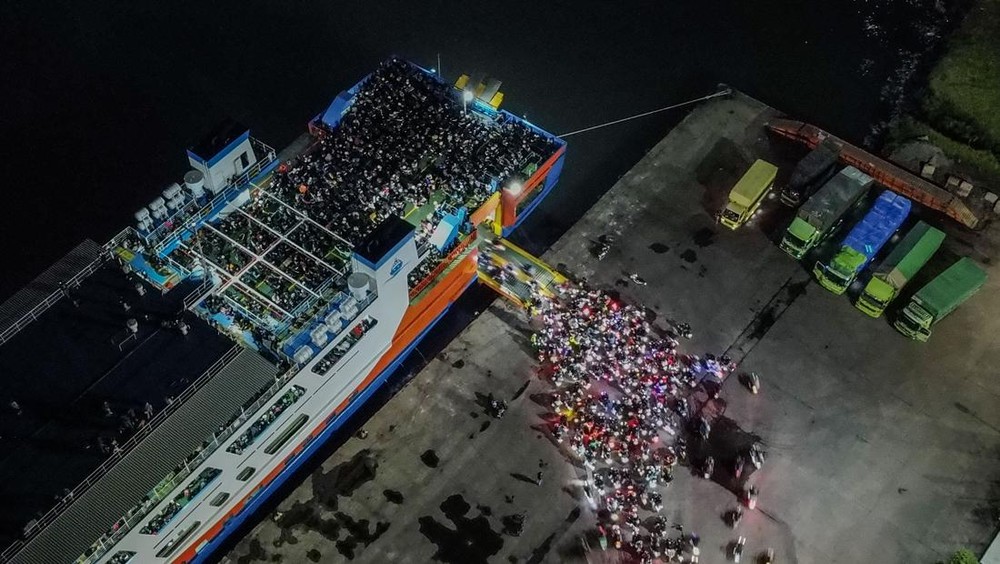 Cuma Rp5 Ribu/Lembar! Perjuangan Kurnia di Pelabuhan Ciwandan