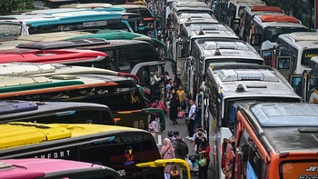FOTO: Antusias Warga Ikut Program Mudik Gratis di Surabaya