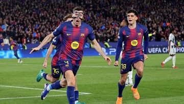 Gol ke Atletico Bawa Lewandowski Samai Rekor Legenda Barcelona