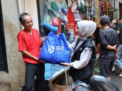 BRI Salurkan 279 Ribu Paket Sembako ke Berbagai Daerah