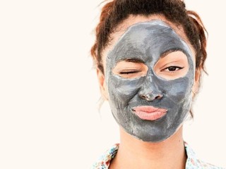 Wajah Lebih Bersih dan Pori-pori Tampak Halus dengan Clay Mask SKINTIFIC Andalan untuk Kulit Berminyak dan Berjerawat!