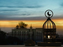 Ikhlas Melerai Ramadhan