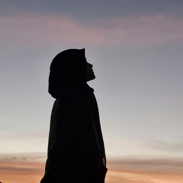 Wanita Haid Saat Lebaran, Bolehkan Datang ke Masjid untuk Salat Id?