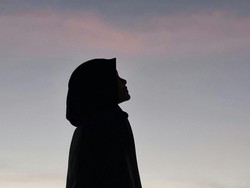 Wanita Haid Saat Lebaran, Bolehkan Datang ke Masjid untuk Salat Id?