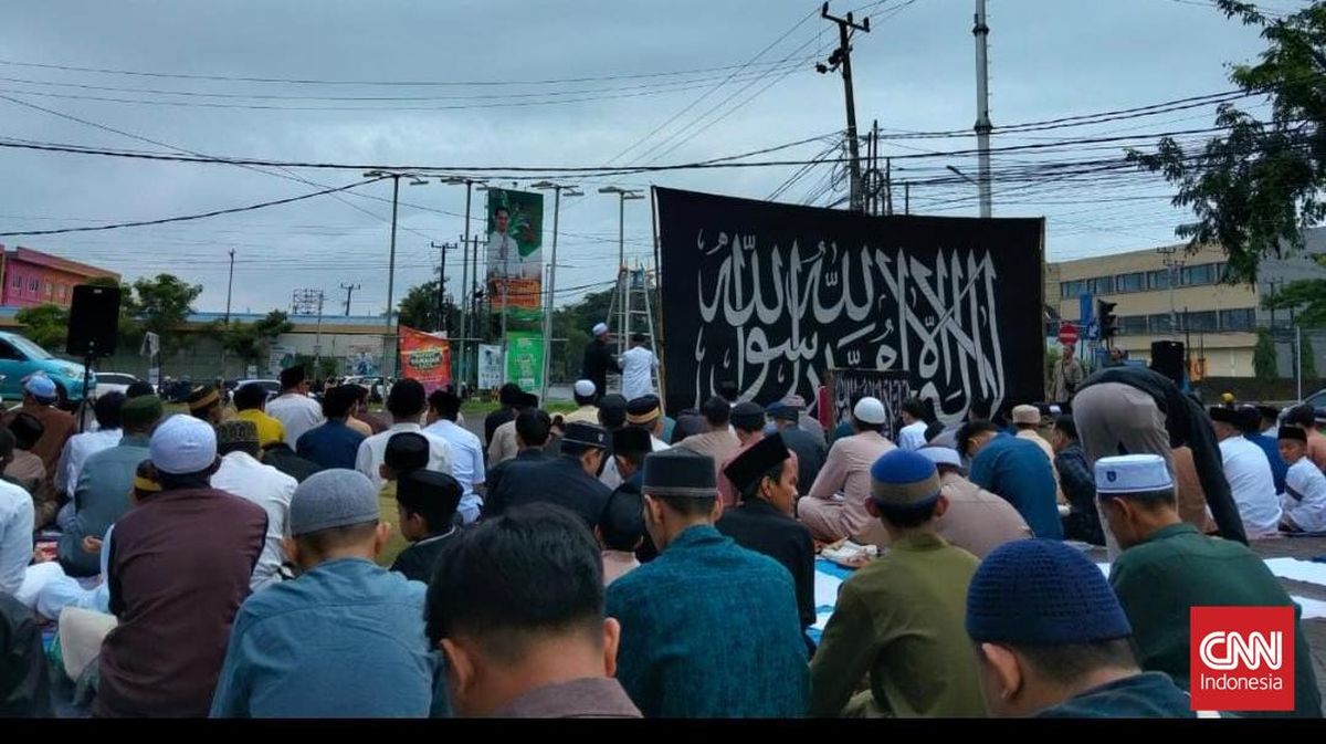 Jemaah Naqsabandiyah Sudah Salat Idulfitri Hari Ini di Makassar