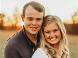 Dikenal dari Keluarga Agamis, Bintang Reality Show Ini Didakwa Pelecehan Anak