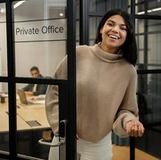 5 Ciri Kepribadian Orang yang Selalu Datang Lebih Awal ke Kantor