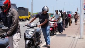 Menakar Keuntungan Skema WFH Hemat BBM bagi RI