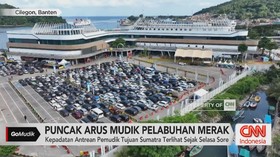 VIDEO: Puncak Mudik Merak, Pemudik Antre Berjam-Jam Naik Kapal
