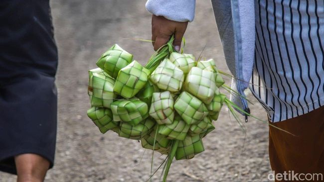 Arti dan Balasan Kalimat Taqabbalallahu Minna Wa Minkum Saat Hari Raya Idulfitri