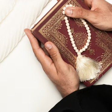 Bacaan Surat Yasin dan Tahlil untuk Ziarah Kubur Lengkap Arab Latin