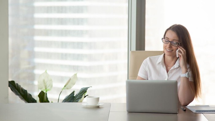 5 Ciri Kepribadian Orang yang Suka Bekerja Sendiri