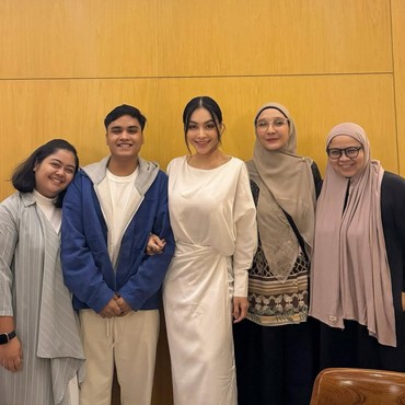 Deretan Mantan Kekasih Denada usai Ressa Rosano Ngaku Ayahnya Orang Aceh