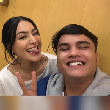 Ini yang Dibahas Denada dan Ressa Rossano di Pertemuan Perdana