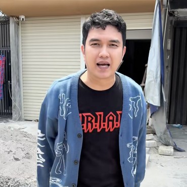 Dimarahi Istri, Aldi Taher Nekat Jual Mobil Murah Bonus Burger Viral Buat Pembeli
