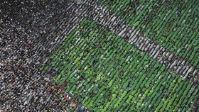 FOTO: Muslim di Berbagai Negara Salat Id 20 Maret