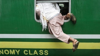 NYALANG: Menembus Jendela Rindu