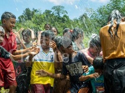Warga Desa Tautpah di Timor Tengah Utara Dapatkan Air Bersih Melimpah