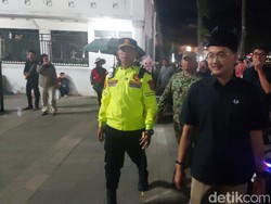 Euforia Warga Cimahi Malam Takbiran, Wawalkot Adhitia: Jangan Berlebihan