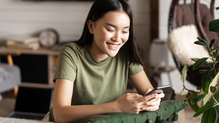 7 Ciri Kepribadian Orang yang Selalu Membalas Chat dengan Cepat Menurut Ilmu Psikologi