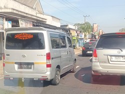 Jalan Tanah Merah Bangkalan Macet Panjang H+1 Lebaran, Ini Penyebabnya