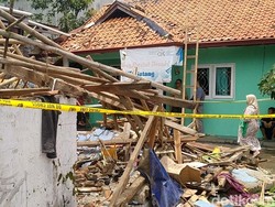 Ledakan Dahsyat Petasan di Pekalongan Robohkan Rumah, Warga Panik Berhamburan