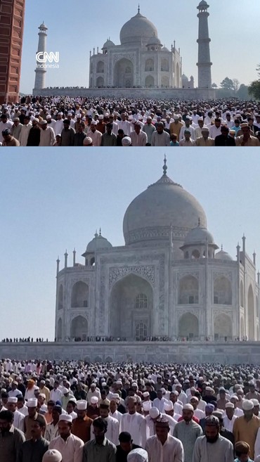 Suasana Warga India Salat Id Berlatar Belakang Taj Mahal