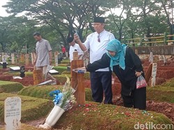 Cerita Manis Ibu Bertemu Vidi Aldiano di Mimpi