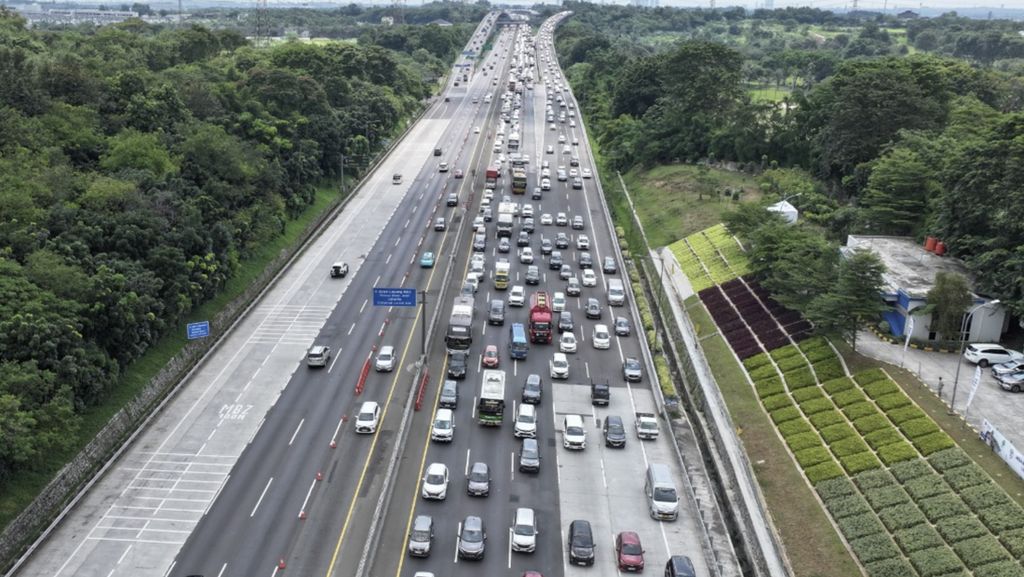 Arus Balik Long Weekend Paskah, Tol Japek Terapkan Contraflow