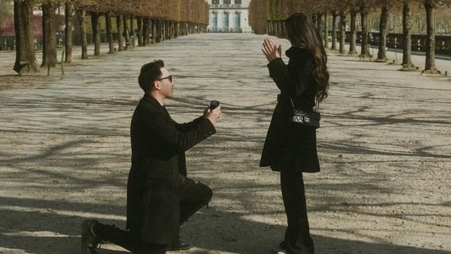 Terpopuler: Cucu Mpok Nori Korban Pembunuhan hingga Gege Elisa Dilamar di Paris