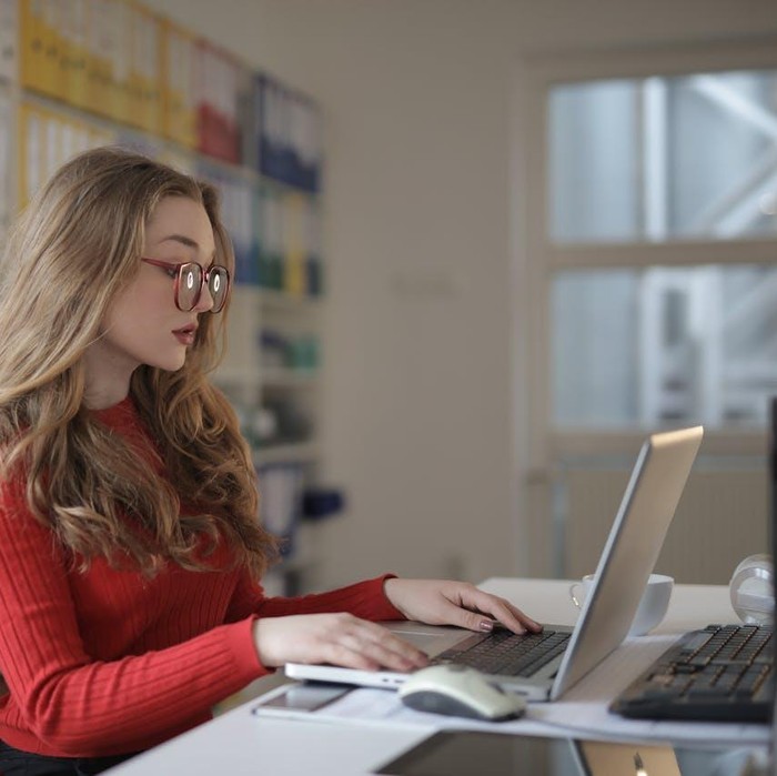 Ramalan zodiak Capricorn, Aquarius, Pisces. Selesaikan segera segala tugas yang tertunda.