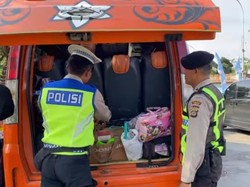 Pintu Masuk Bali Diperketat Saat Arus Balik, Anjing K-9 Dilibatkan