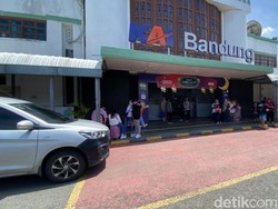 Kereta Api Jadi Solusi Kemacetan Pemudik Lokal Bandung Raya