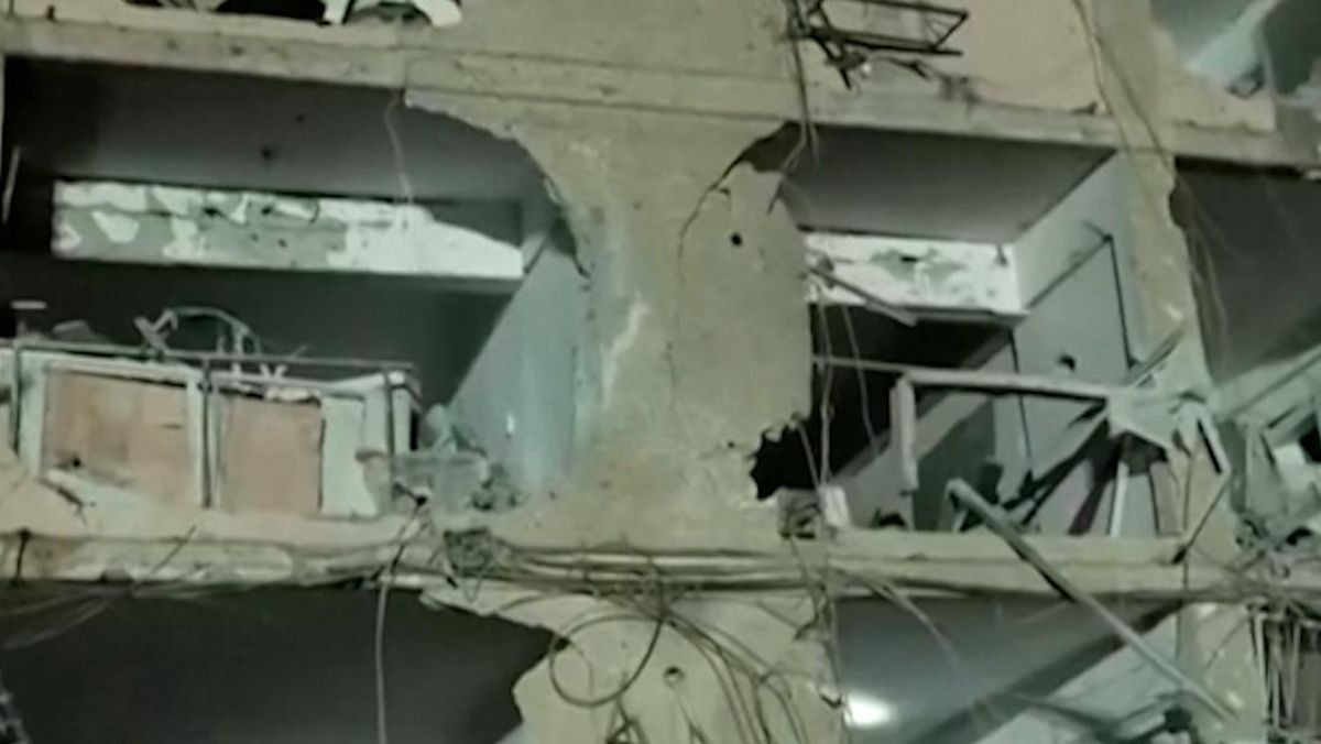 Rudal Iran Sasar Kota Dekat Fasilitas Nuklir Israel, Puluhan Luka-luka