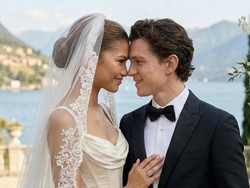 Keceplosan, Tom Holland Ungkap Kegiatan Favorit Bersama Zendaya di Rumah
