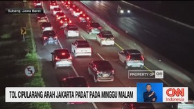VIDEO: Tol Cipularang Arah Jakarta & Exit Tol Prambanan Padat