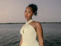 Lirik Lagu Me & U - Tems